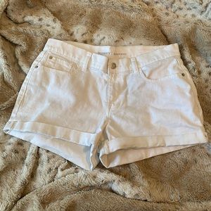 White old navy jean shorts size 8